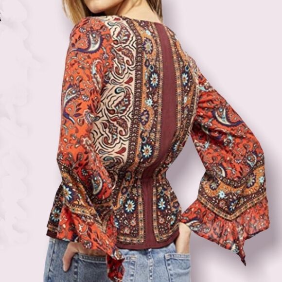 NWT Free People Rosalie Boho Bell Sleeve Surplice Paisley Red Top Blouse Sz XS - Picture 3 of 16